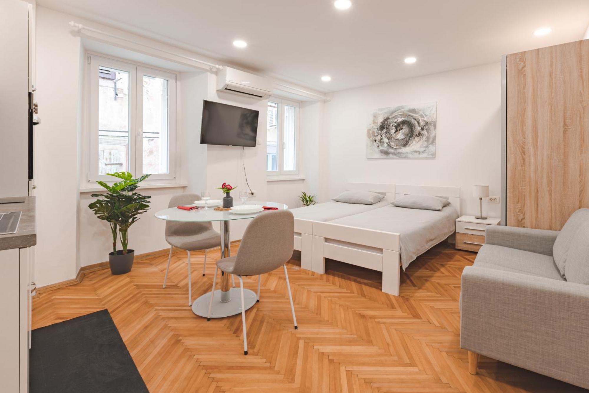 Studio Apartment In The Heart Of Magic Piran Exterior photo