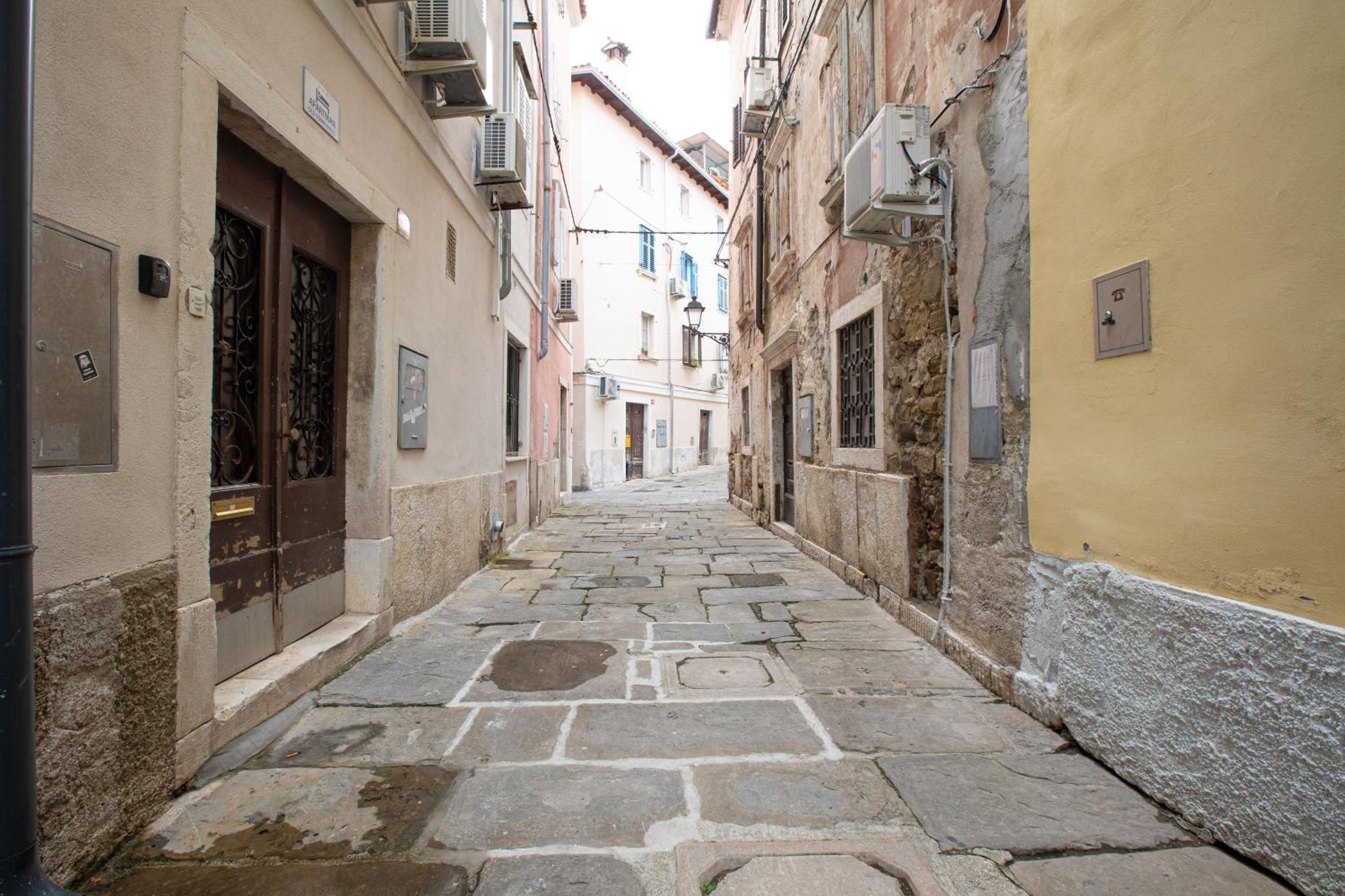 Studio Apartment In The Heart Of Magic Piran Exterior photo